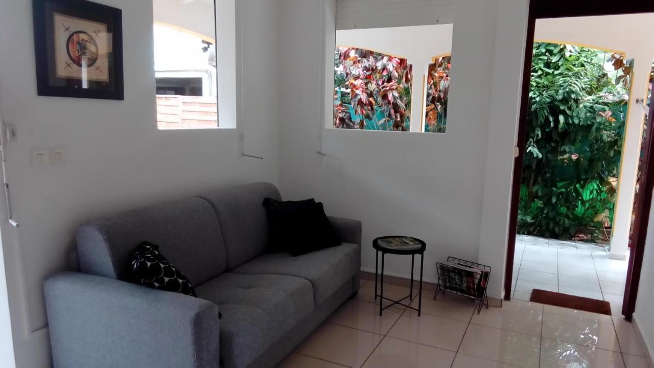 Maison Cecilia Port-Louis Exteriör bild